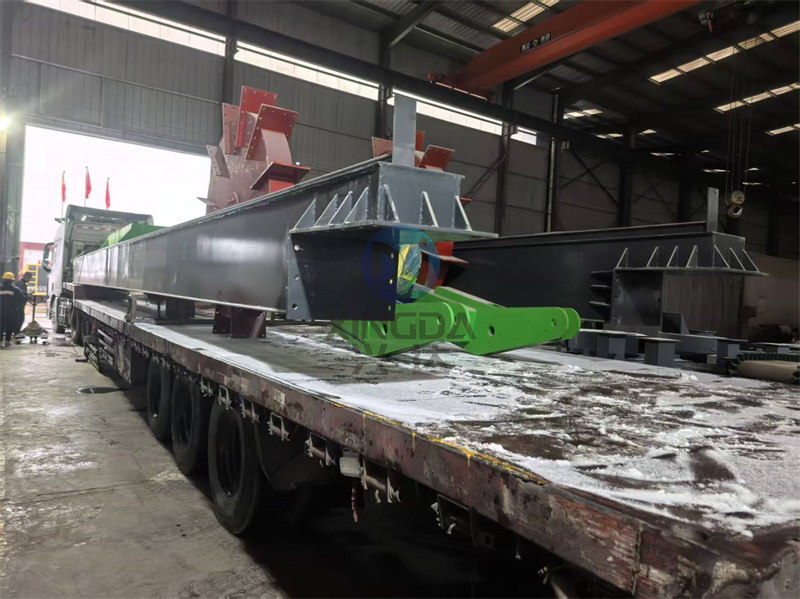 年產5萬噸有機肥生產線設備發貨現場