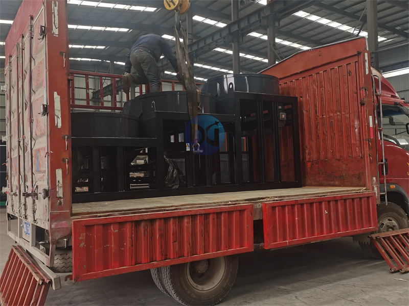 �w���ЙC���ϒ��A�O���p�����A�C���OӋ���c